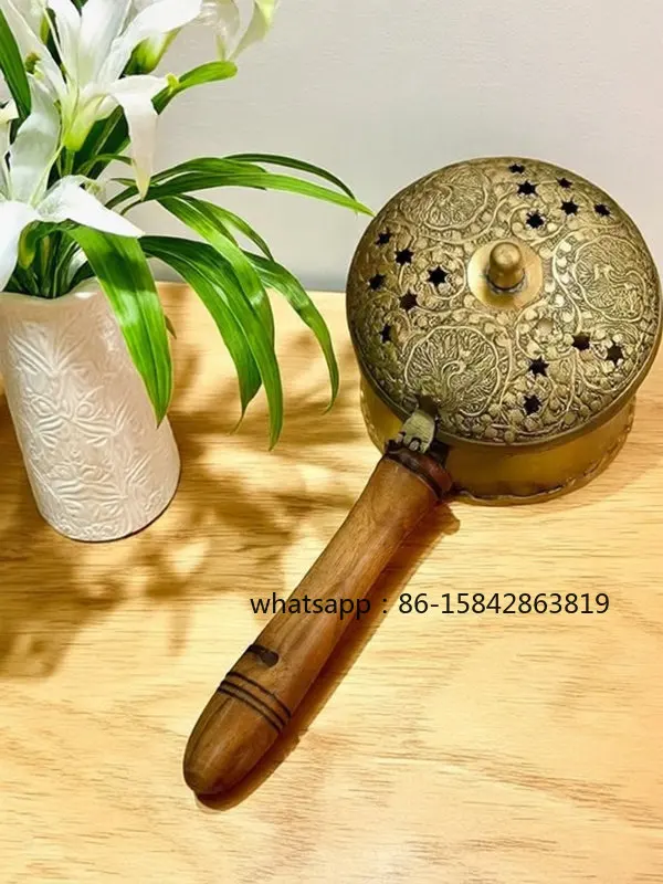 Brass Handheld Retro Style Flip Lid Incense Burner Ornament Art Aromatherapy Burner Home Decoration