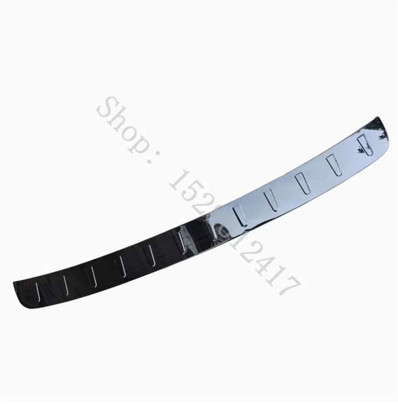 For Volvo V60 V60/CC 2019 2020 2021~2024 Stainless Rear Bumper Protector Sill Trunk Tread Plate cover Trim Car Accessories