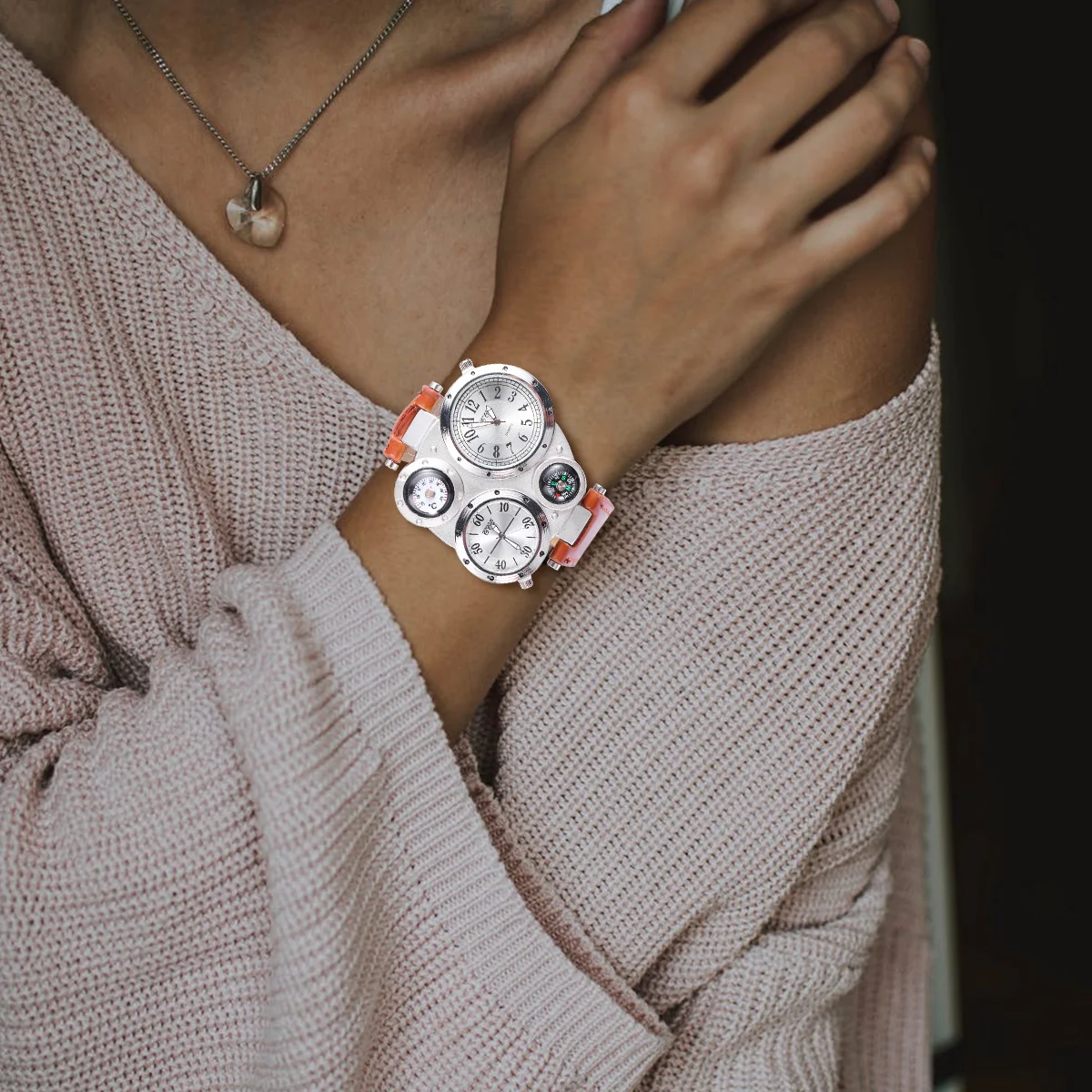 

1Pcs Men's Multi Time Display Watch Precise Movements Adjustable Band Fashionable Durable Quartz Watch Light Coffee