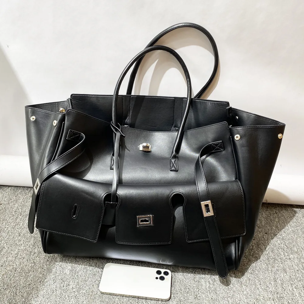 Luxury Designer Large Capacity Lock Tote Clutch Travel Bag PU Leather Wing Bag Brand Women's Commuter Shoulder Bag