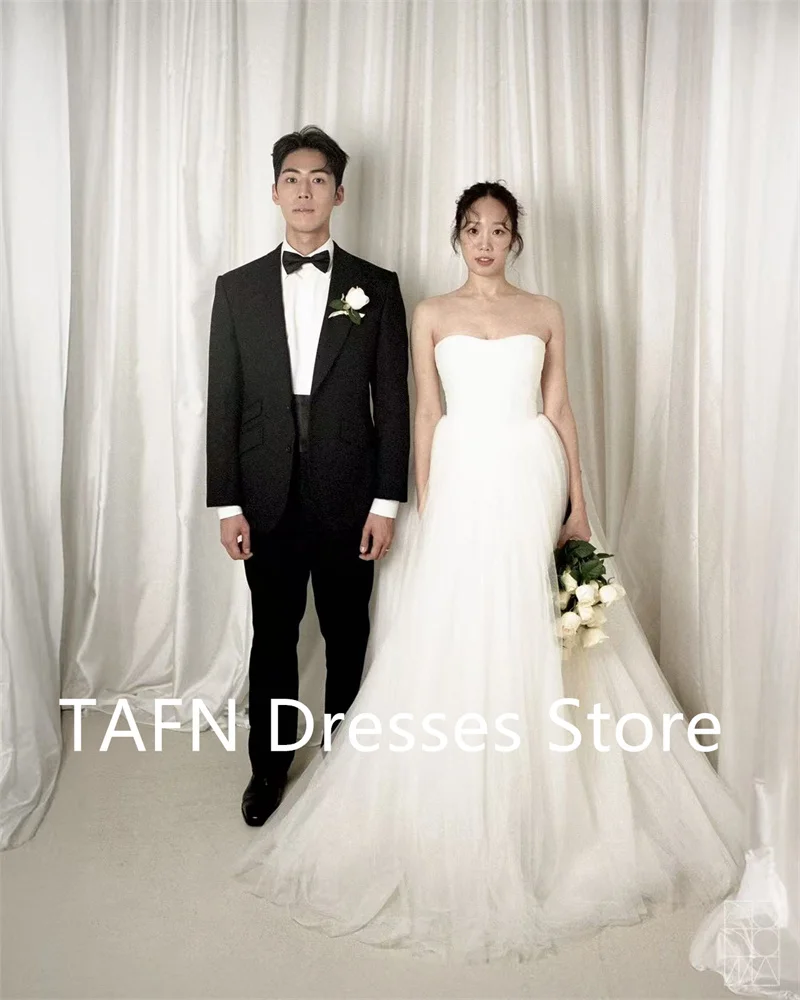TAFN Simple A Line Soft tulle Wedding Dresses Photo shoot Korea Strapless Sweep Train Plus Size Bridal Gowns Robe de mariage