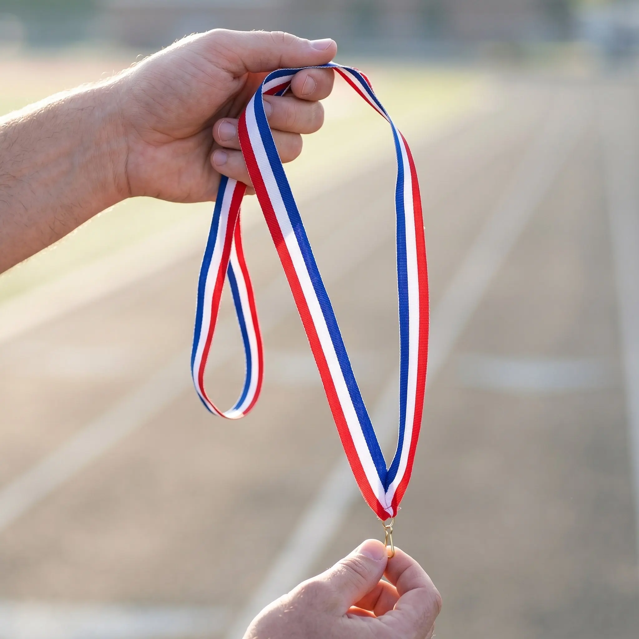 

20Pcs Medal Ribbon Neck Lanyards Competition Sports Meeting Award Ribbons Snap Clip Multi-Function Medal Hanging Strap Accessory