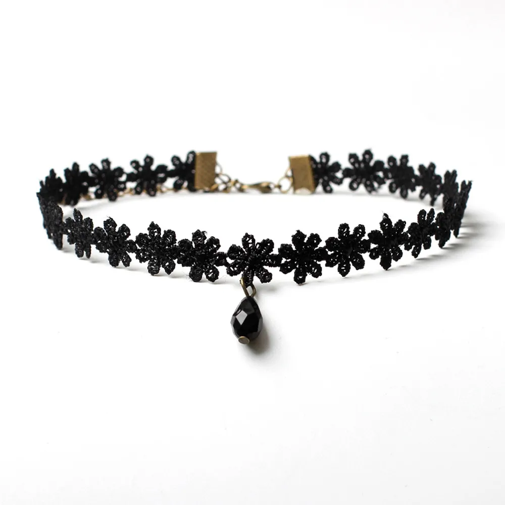 5 Pieces Choker Necklace Set Stretch Velvet Classic Gothic Lace Choker