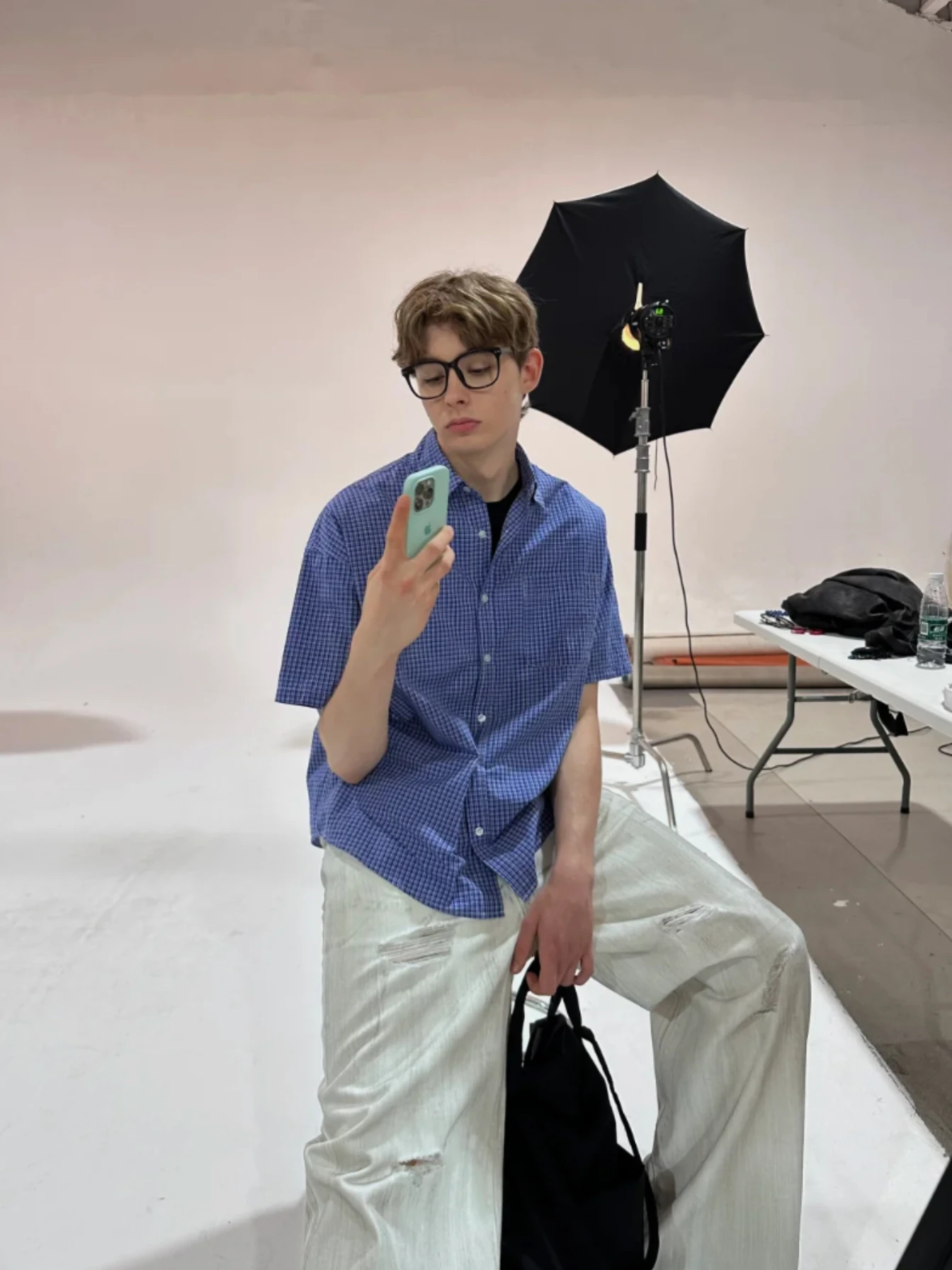 قميص أمريكي ريترو فضفاض أزرق منقوش بأكمام قصيرة للجنسين صيفي كاجوال متعدد الاستخدامات جاكيت قميص مربعات للشباب