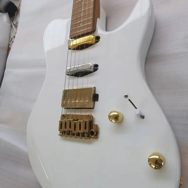 

STLF Wholesale Electric Guitar Professional Pickup Mahogany Body Roast Maple Neck Electric Guitar