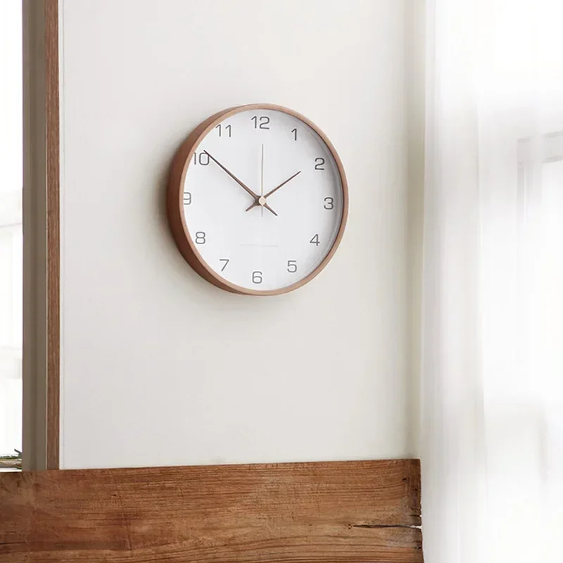 Modern Nordic Solid Wood Wall Clock Home Decoration Living Room Bedroom Silent Clock Home Fashion Simple Creative Wall Watch