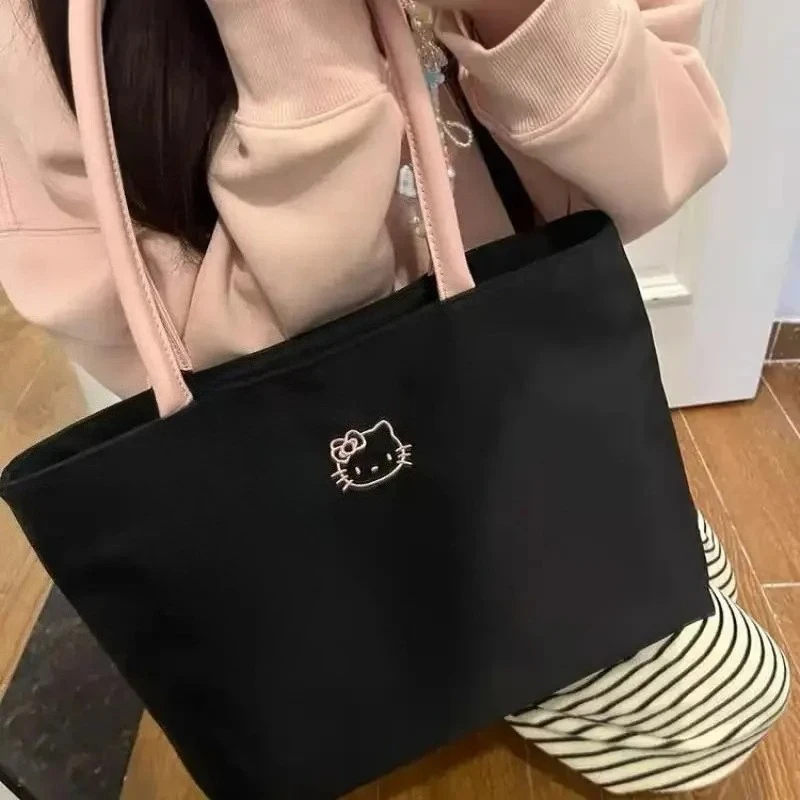 Thumbnail 4 - #45 Trending Shopping Tote Bags Right Now