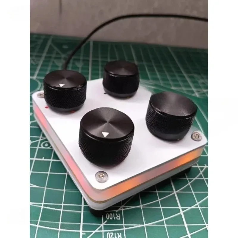 4 Knobs Custom CC Information Volume USB-C Interface Music Host Software MIDI Controller