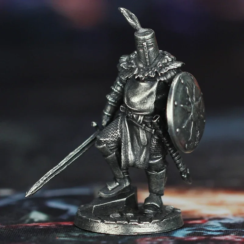 White Copper Dark Soul Sun Knight Onion Soldier Man Toy Model Finished Gift Board Game Pieces Ornaments Mini Figures Sculpture