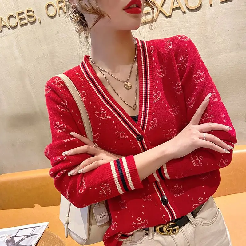 Xiaoxiangfeng Women Spring and Autumn New Stitched V-neck Button Print Fashion Loose All-match Casual Long-Sleeved Knitted Tops