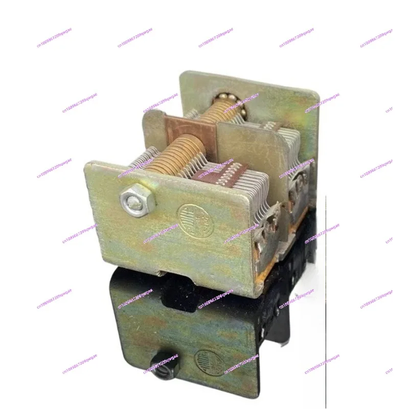 

Двойной регулируемый конденсатор CB-2-365 левый и правый 20PF-365PF для электронного компонента 711-лампового радио