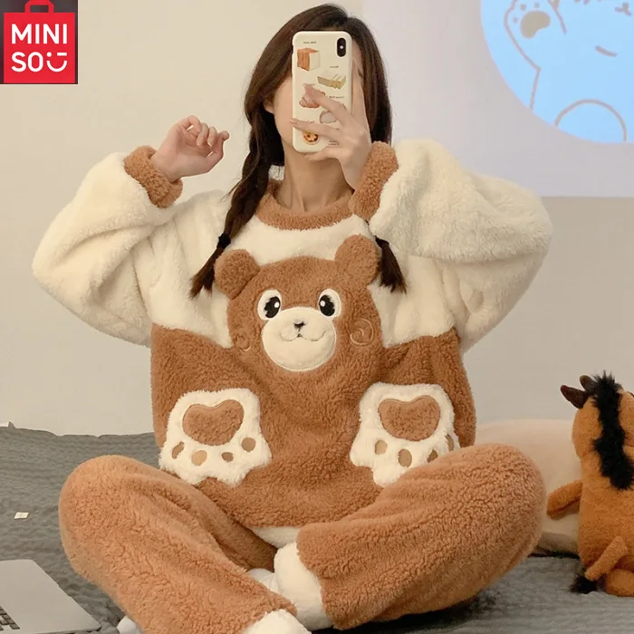 MINISO's new thick coral fleece cute cartoon casual large-size home wear flannel set
