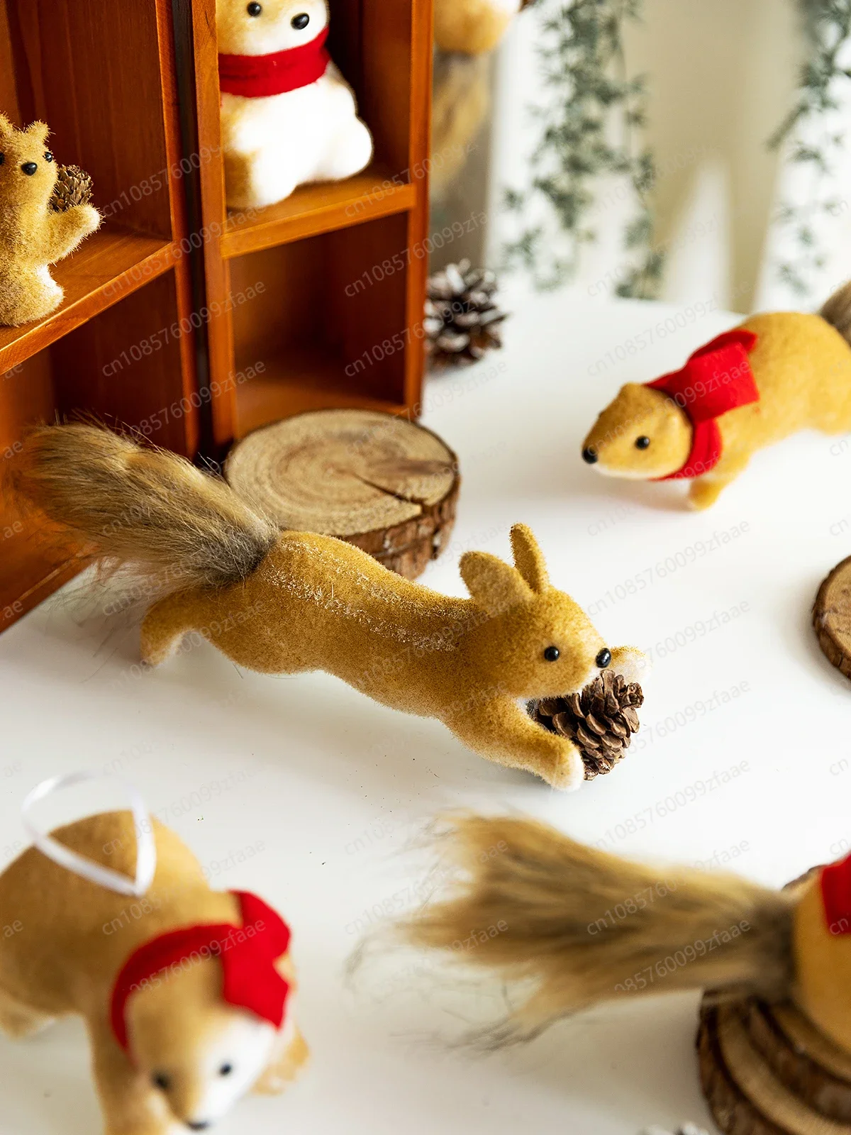 

Simulation squirrel pendant foam flocked bear tabletop ornament pine cone Christmas tree dress up arrangement