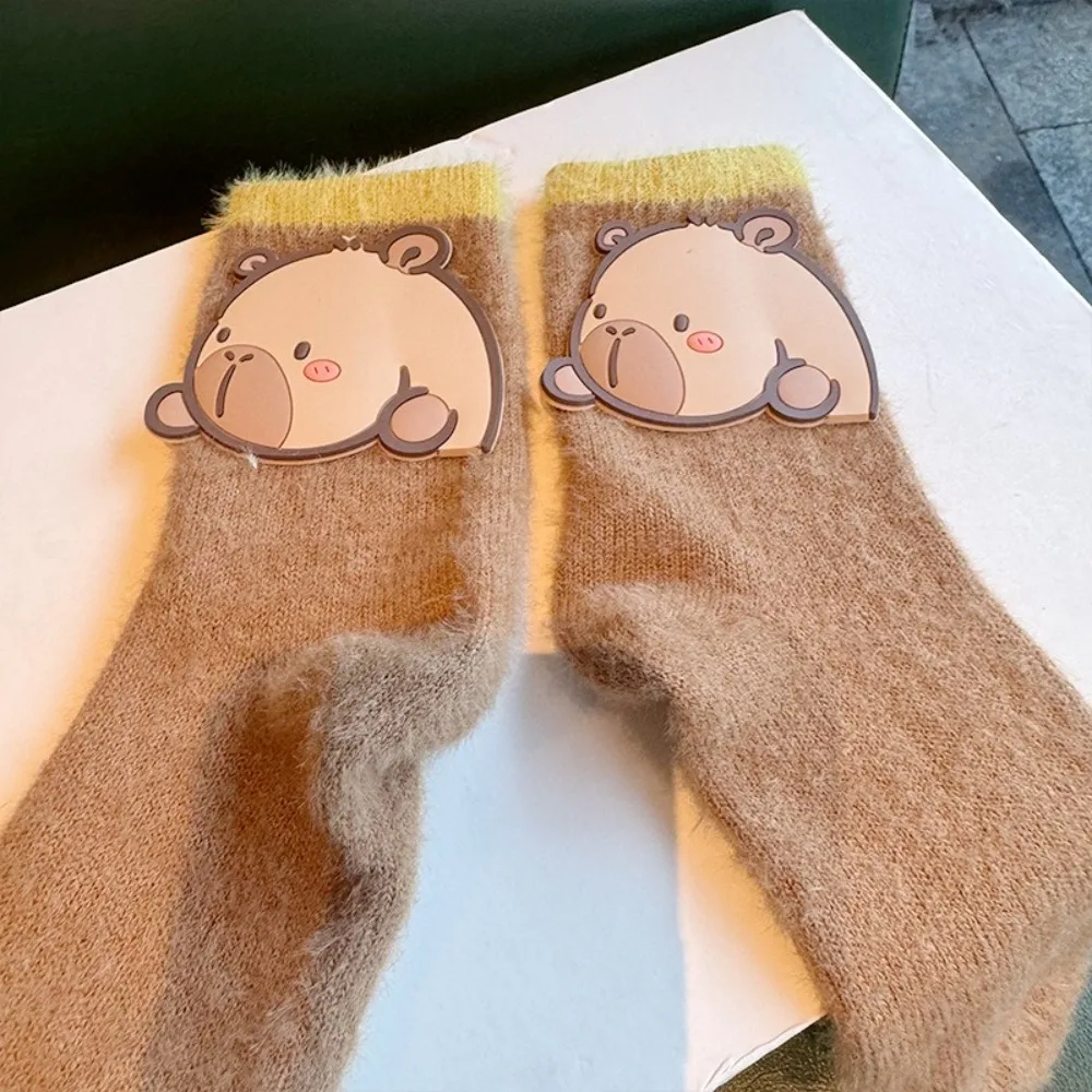 Sweet Cartoon Animal Capybara Knitted Long Socks Gift Creative Plush Mid Tube Socks Anti-slip Students Floor and Home Socks