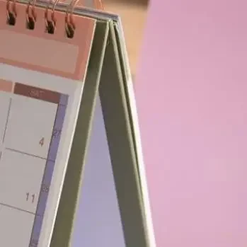 2026 Calendar Simple Memo Book Monthly Daily Planner Scheduler Time Management Home Office Desktop Decoration Standing Calendar