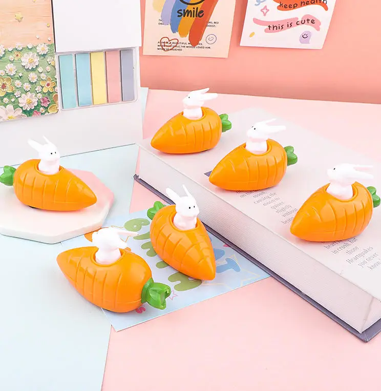 5 pezzi di cartone animato pasquale carota coniglietto inerzia auto giocattoli carino carota coniglietto pull-back auto divertimento per bambini piccolo giocattolo regalo per feste all'ingrosso