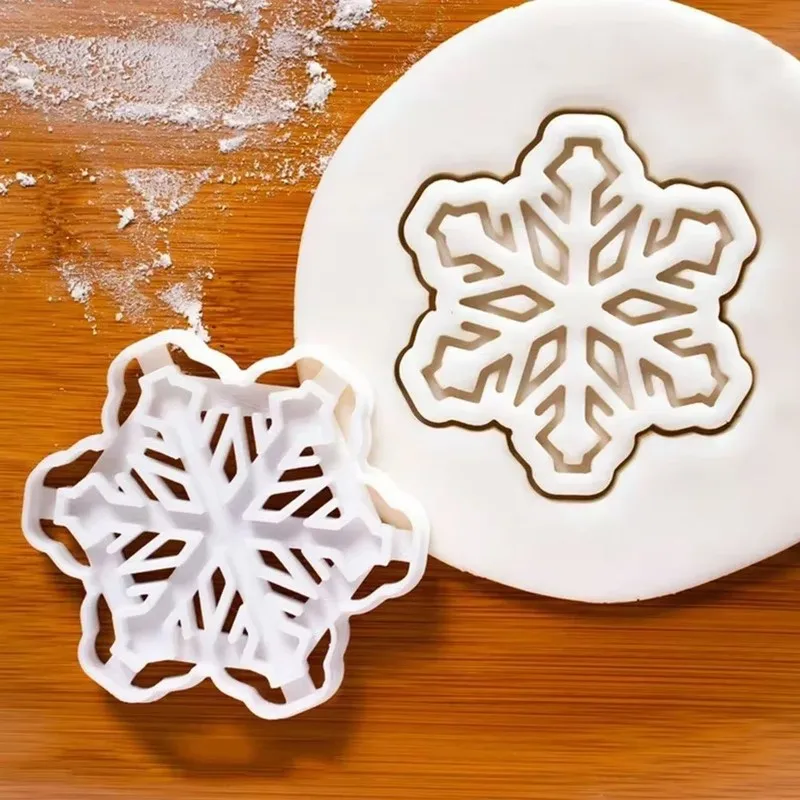 1/3pcs Christmas Gingerbread Cookie Cutter Gingerbread Man Skull Candy Biscuits Baking Mould For Xmas Halloween Party Cake Decor view 6