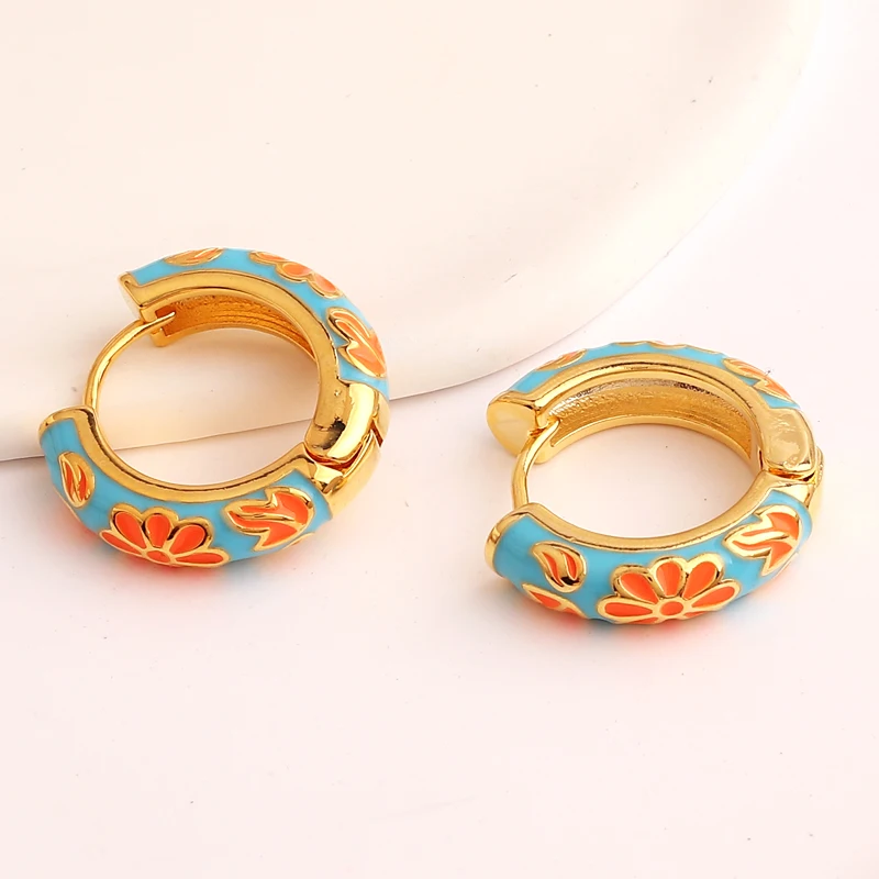 Gold Filled Enamel Flower Daisy Chunky Round Circle Hoop Earrings Female Gold Color Copper Ear Buckle Huggies Jewelry for Women