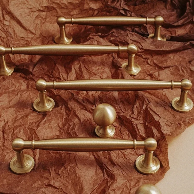 Round Ball Knobs for Kitchen Cupboard Furniture Hardware Modern Brass Cabinet Handles Elegant Bedroom Wardrobe Pulls Door Handle