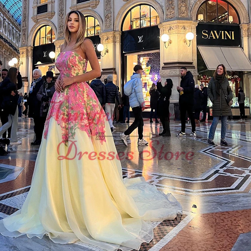 Thinyfull Formal A-Line Prom Dresses 2024 Strapless Appliques Evening Dress Saudi Arabia Cocktail Party Prom Gowns Custom Size