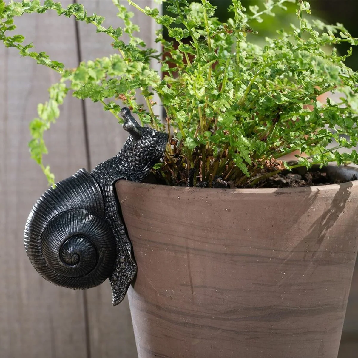 カタツムリ鉢植え盆栽ぶら下げ庭用、樹脂工芸品、ぶら下げ像装飾、1個