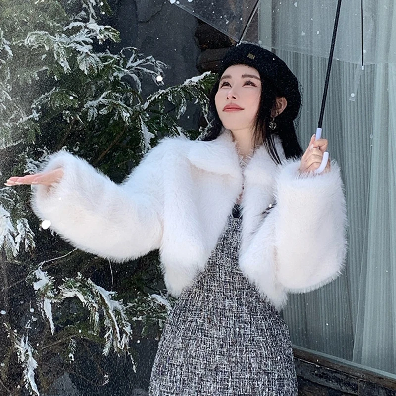 レディース フェイクファー クロップドコート 小香風 ヘアリーロングスリーブ 厚手 暖かいジャケット Y2K ストリートウェア ハーレム系 原宿系 秋冬トップス