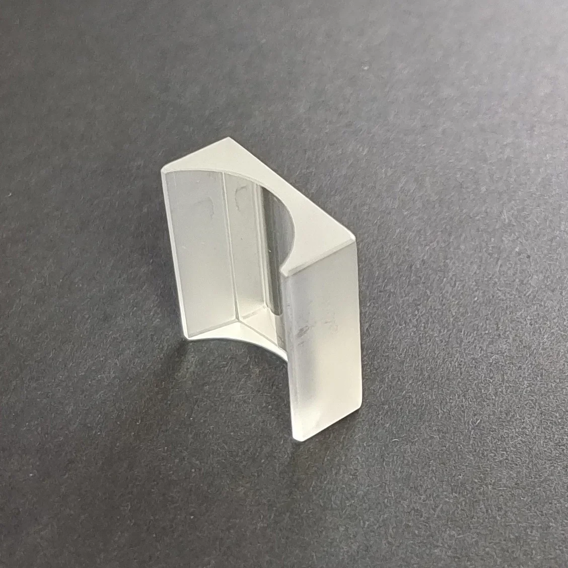 

1PC Optical Glass K9 Cylindrical Lenses Flat Concave Square 22x20 ,Focal length -18mm