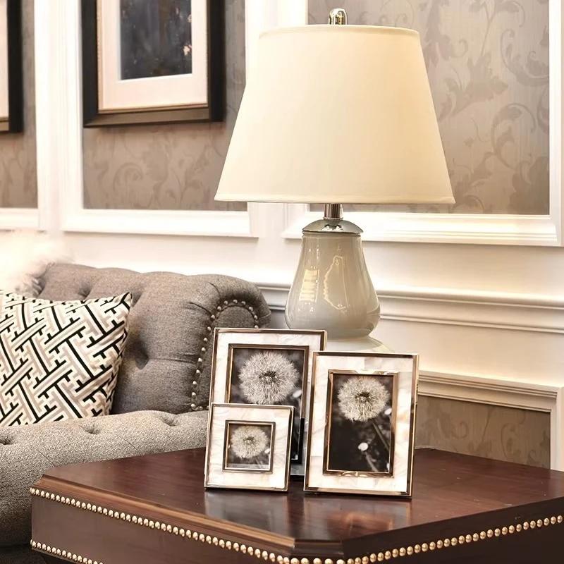 European Classical Alloy Photo Frame 6/7 Inch Dressing Table Bedside Table Desktop Home Photo Frame Decoration Wedding Gala Gift
