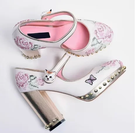 Embroidery Rose Style Round Toe Rivets Women Pumps Shoes Chunky High Heels Buckle Strap Design Customized Marry Jane Shoes