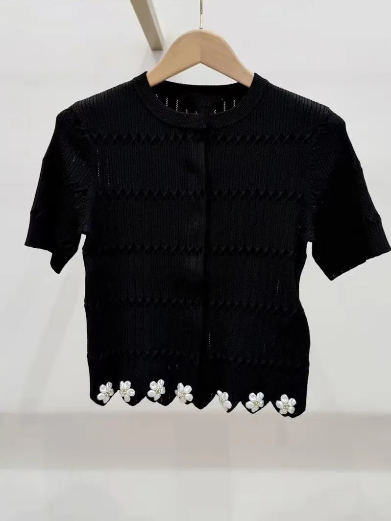 High-End Knitted Black Texture Floral Decoration Half Skirt Straight Tube Ladies High Waist H-Shape Autumn Fashion Ladies Skirt