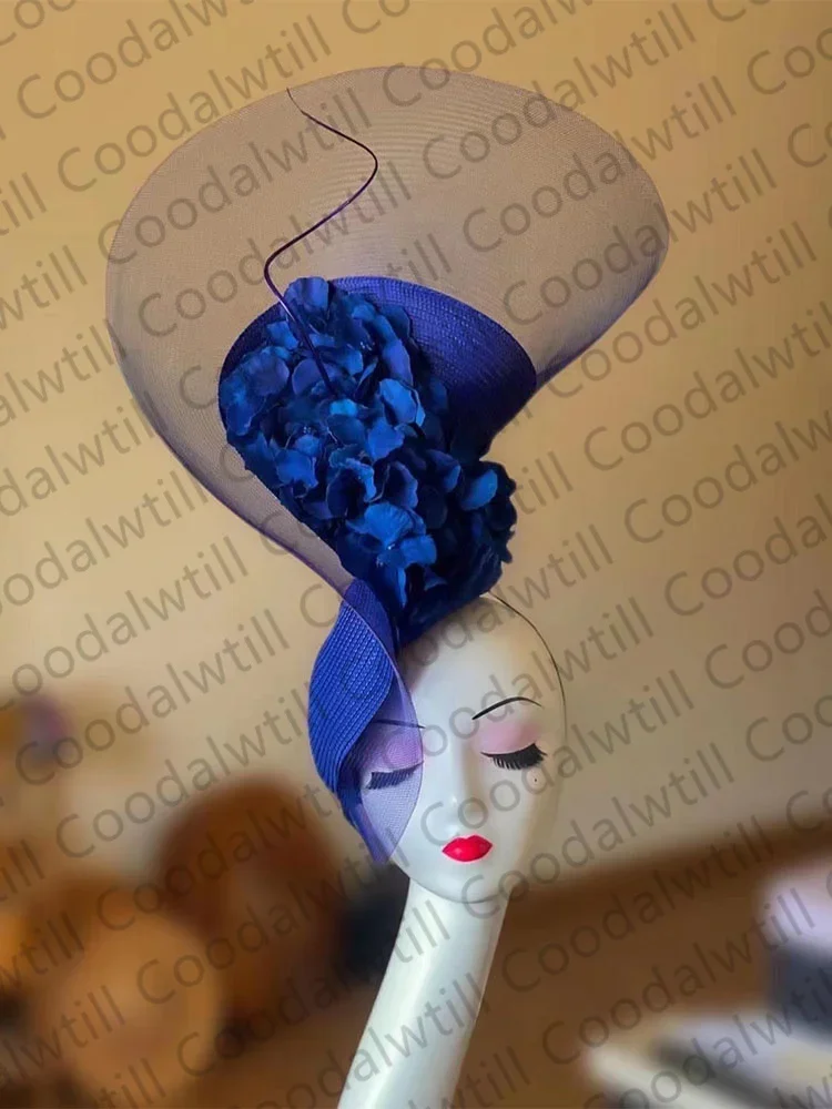 Piękny kapelusz z fascynatorem dla kobiet eleganckie wesela czapka typu bunkier z kwiatem luksusowy kapelusz Derby na imprezę Femme Mariage Chapeau