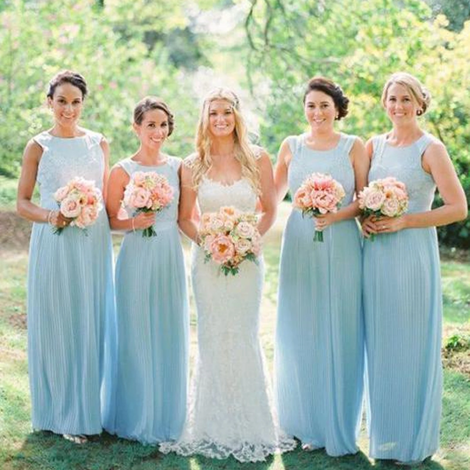 

Simple Pleat Floor-Length Wedding Party Dress Elegant Scoop Neck Sleeveless Lace Bridesmaid Dresses A-Line Maid Of Honor Gown