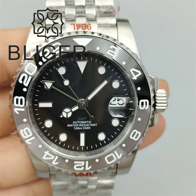 BLIGER 40mm NH34 GMT Watch For Men Bidirectional Rotated Black Gray Bezel Sapphire Glass Black Dial Green GMT Hands Text Jubilee