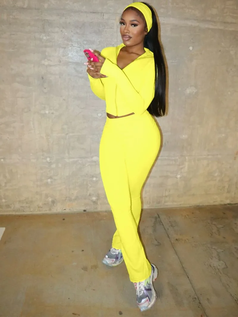 Women Solid Fleece Tracksuits Slim 2 Piece Set with Headband Long Sleeve Zipper Jackets Tops + High Waist Flare Pants Suits