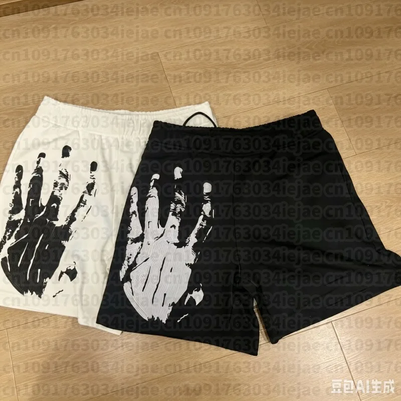 New Men Women Graffiti Shorts Breathable Comfortable Sports Shorts American Retro Basketball Shorts