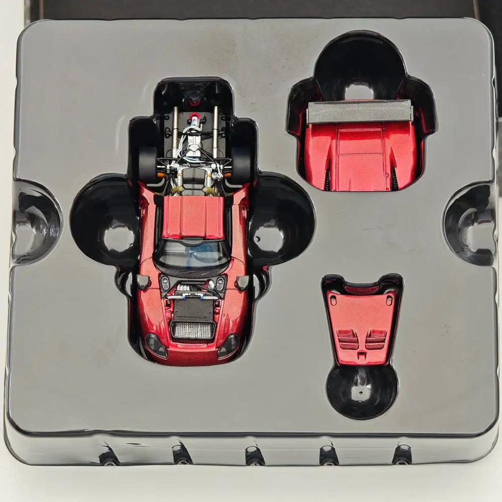 911 GT1 24h LeMans 1997 Carbon Fiber Opening Hood Diecast Model Car Miniature Limited Collection TSD 1/64 Toy Vehicle Models