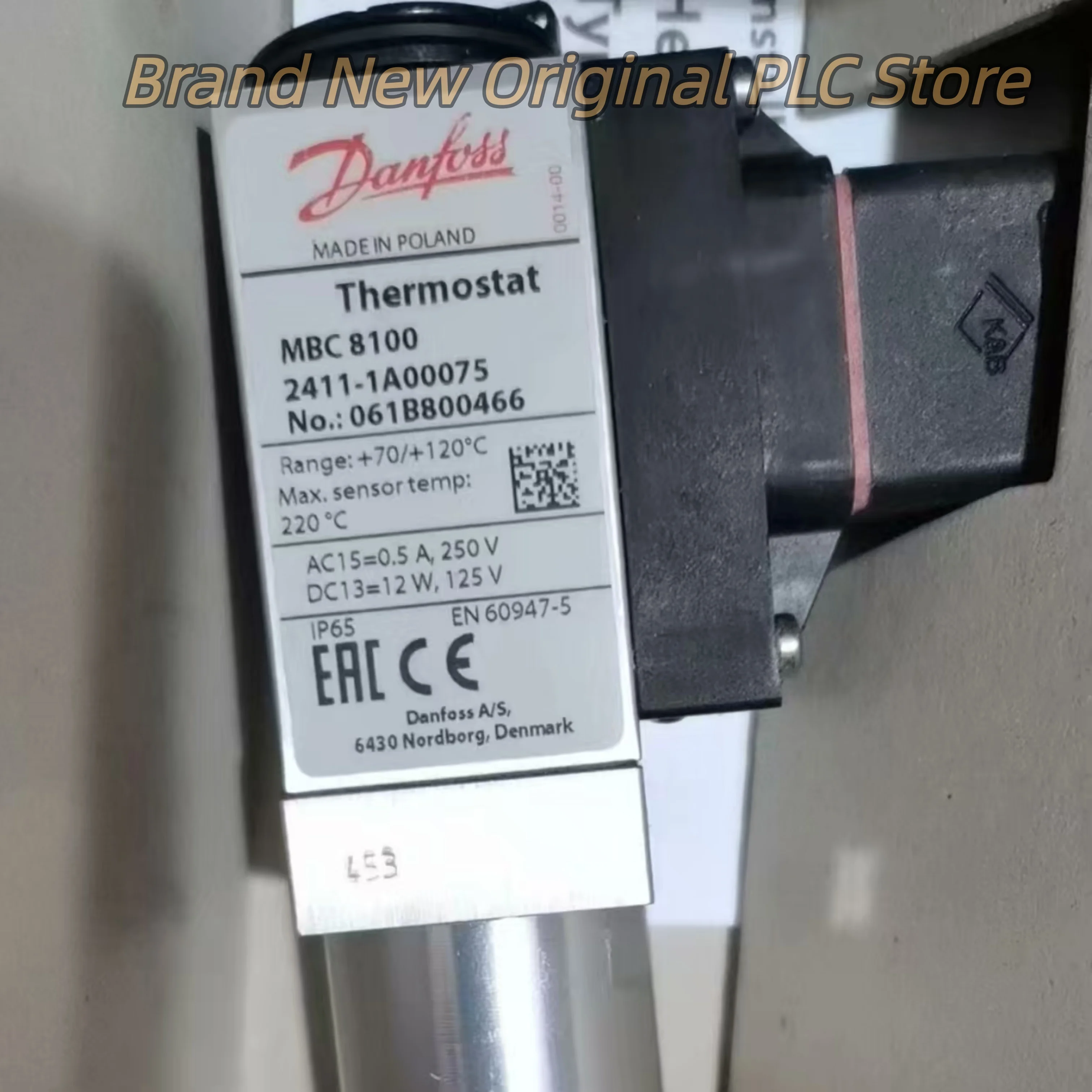 

061B800466 MBC8100 thermostat new in box 061B810466 MBC8100