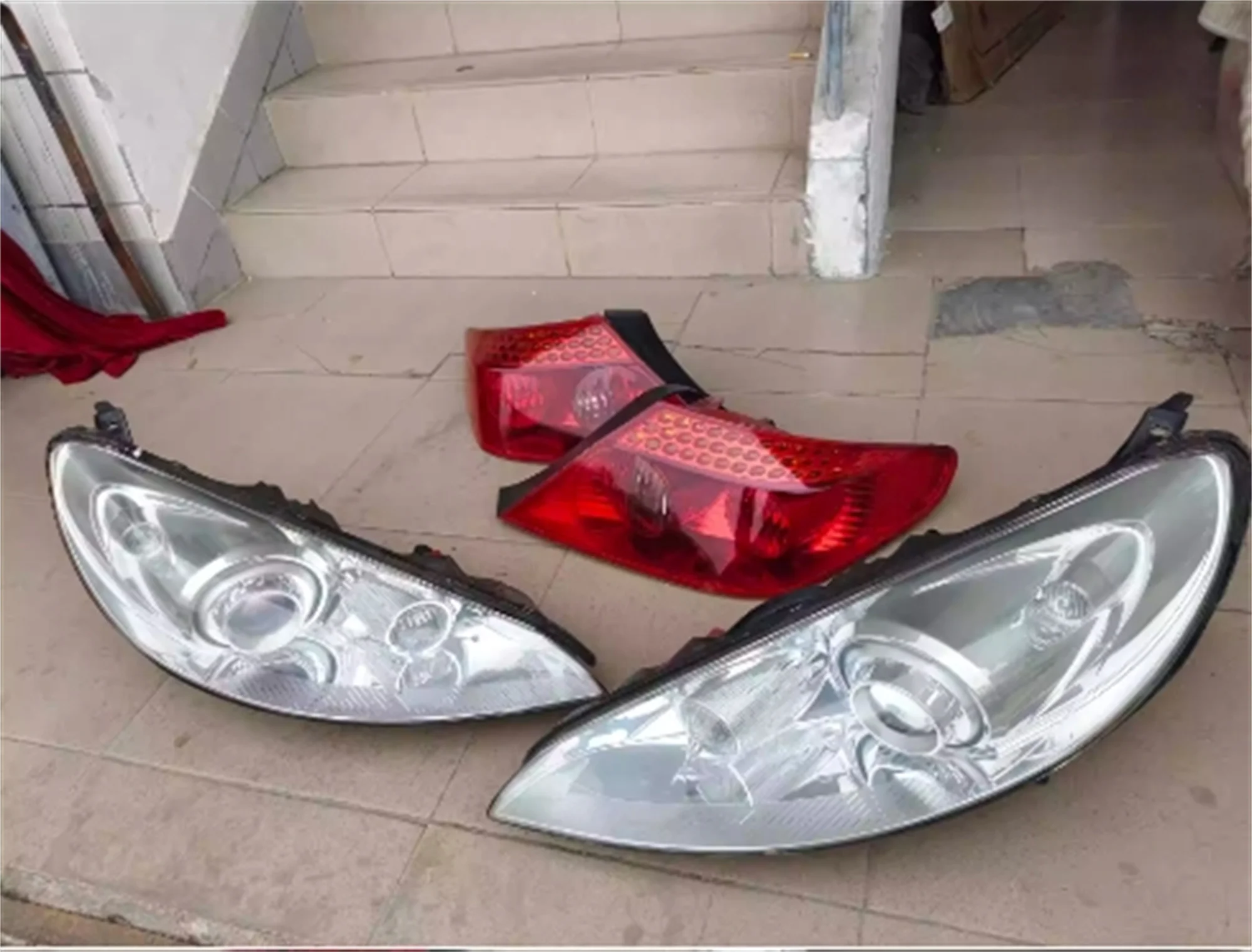 Front Headlight tail light assembly for Peugeot 407 Couper Daytime Running DRL Turn signal