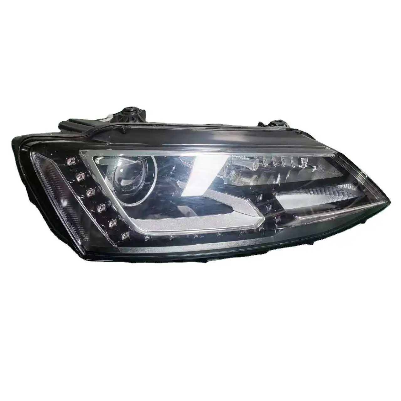 

Factory Hot Selling High-quality car lights Suitable for for Car Lights LED Headlight 2014 Models of Sagitar