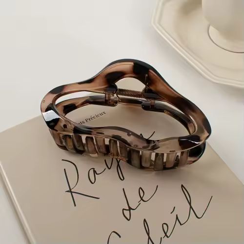 Irregular Hollow Out Hair Claws Clips Women Girls Tortoiseshell Large Crab Hair Clamps Barrettes Clips Hair Accessories Fashion - Image 7