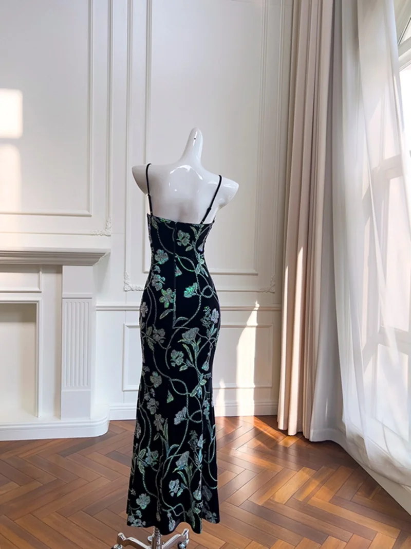 فستان مخملي رائع مطرز مثير بقصة ضيقة للعطلات دكتور صيني جديد عالي الجودة مخصص للنساء Ele Faion...