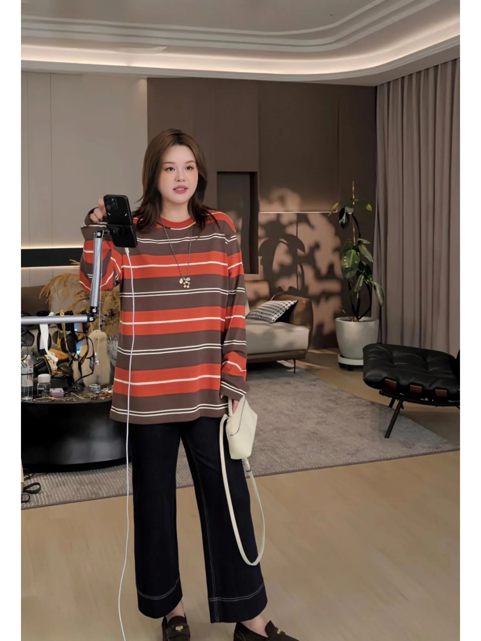 

Slimming Striped Long Sve T-irt Color Blo Large Size Women's Spring Faion Casual Cotton Blend Top round Ne MK2965