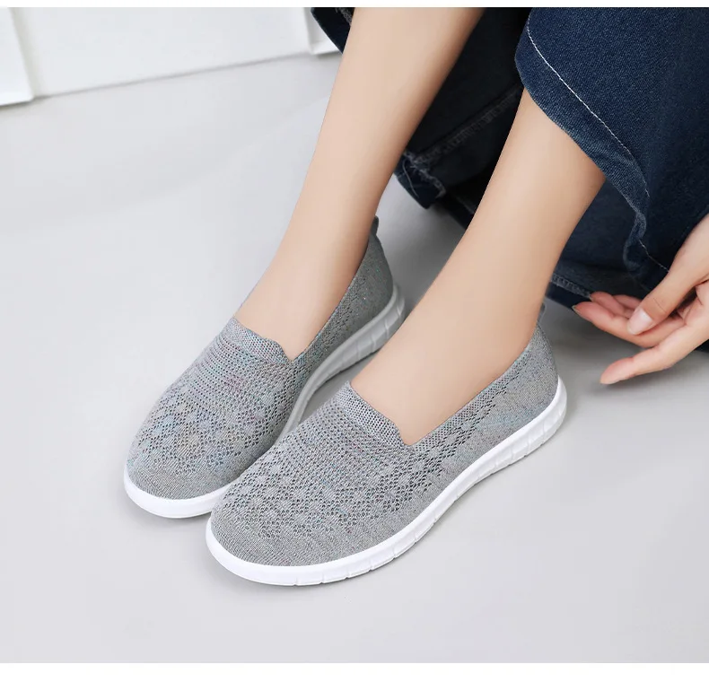 2024 Spring New Women\'s Shoes Flat Comfortable Cloth Shoes Breathable Soft Sole Large Size One Step Casual Shoes for Women