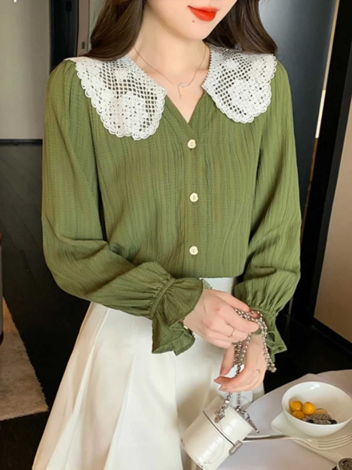 

Женская блузка с кружевной отделкой и воротником-стойкой, весна 2026, с длинными рукавами-фонариками, для офиса, модный топ