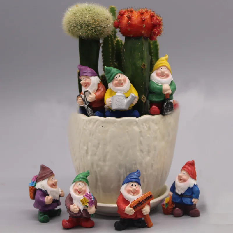 Moss micro landscape decorations garden dwarf ornaments cross-border resin crafts Christmas dwarf