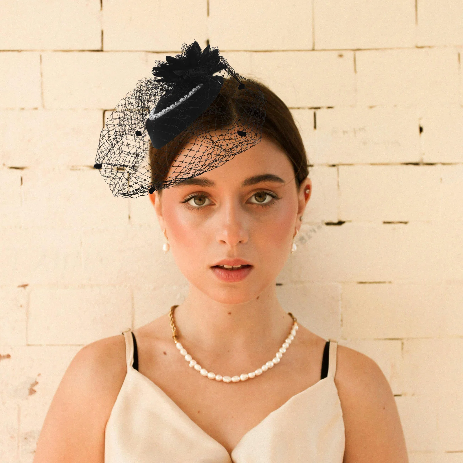 خمر البسيطة الشاي الأسود حزب قبعة الحجاب اللؤلؤ عقال أنيقة الزعنفة خوذة الزفاف الكنيسة الفاسناتور الحجاب الأسود عقال #3