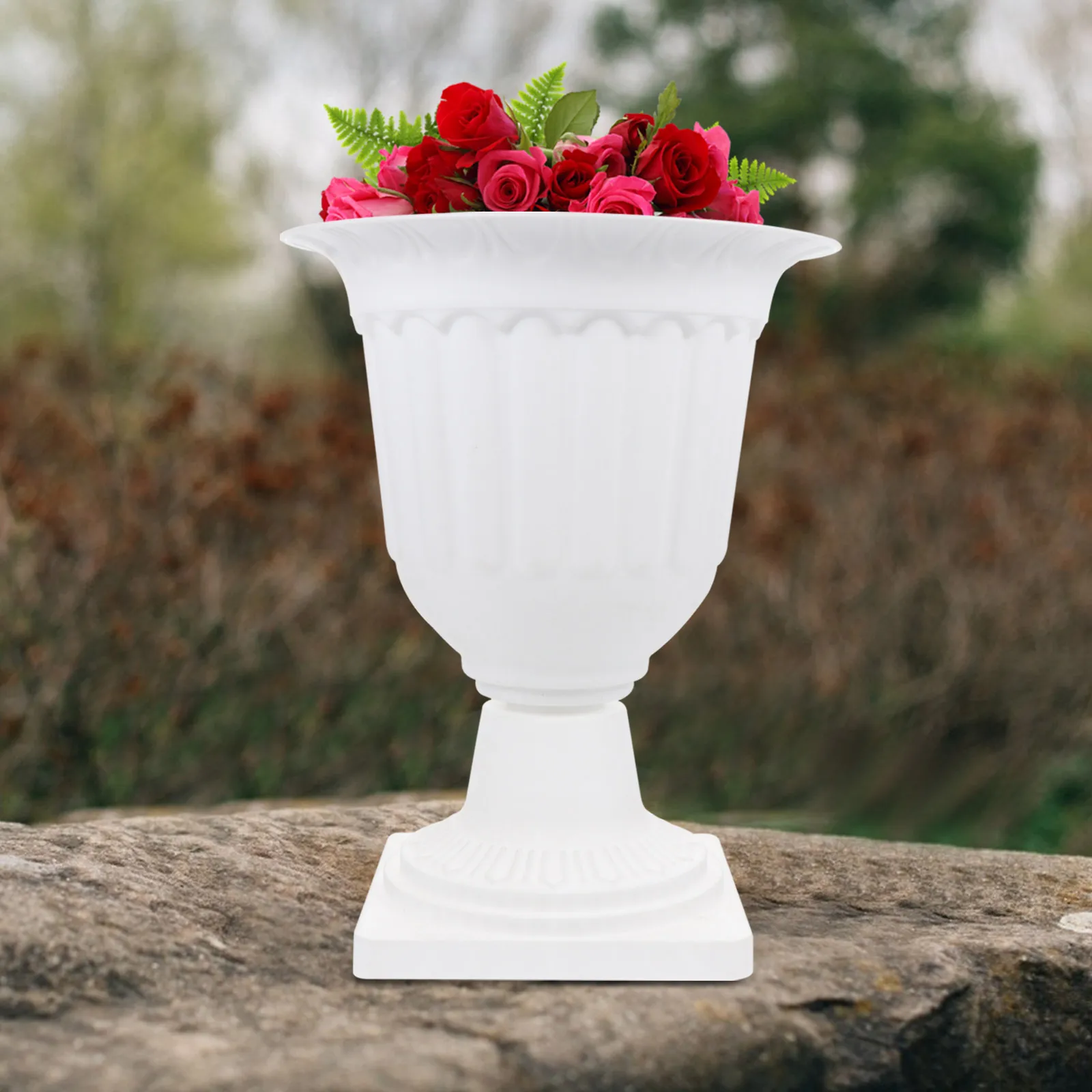 

2pcs Plastic Flower Pots Vintage Decorative Plant Containers Balcony Garden Home Front Door Flowerpot Durable For Indoor Outdoor
