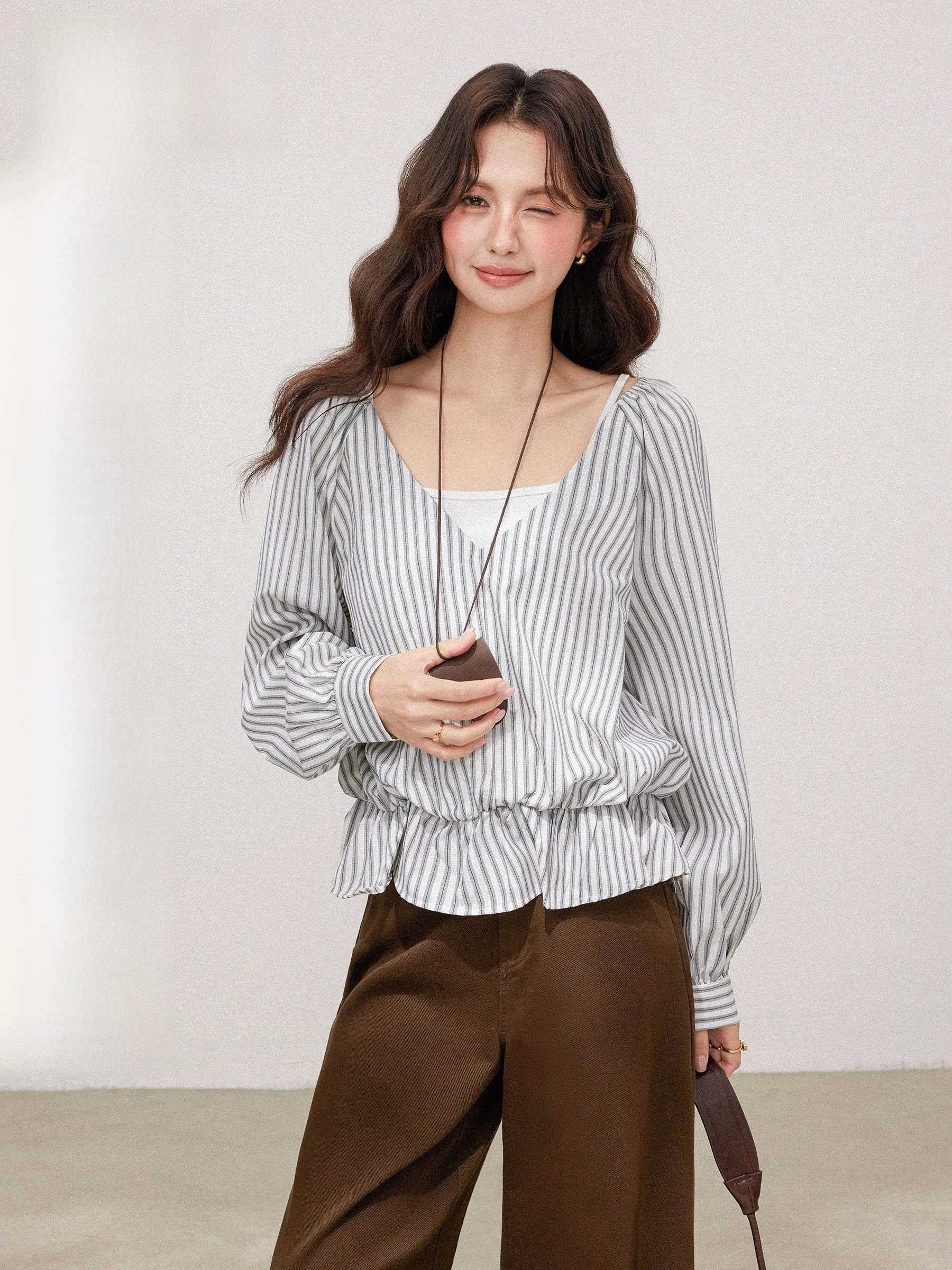 

Women's V-Ne Striped Long Sve irt Casual Sle Patchwork Design Early Autumn New Faion Small ence Top