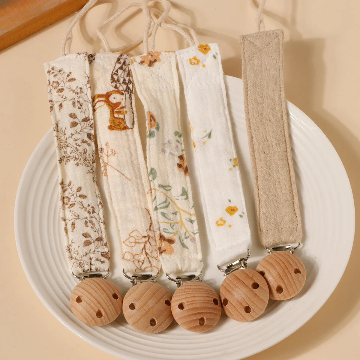 

Double Layer Pure Cotton Pacifier Hanging Rope Flower Printed Fabric Baby Pacifier Chain Beech Wood Toys Pacifier Hanging Clip