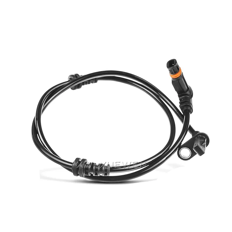 Front ABS Wheel Speed Sensor A2049052705 A2049054505 A2049053104 2049054505 For Mercedes Benz X204 GLK300 GLK350 M272